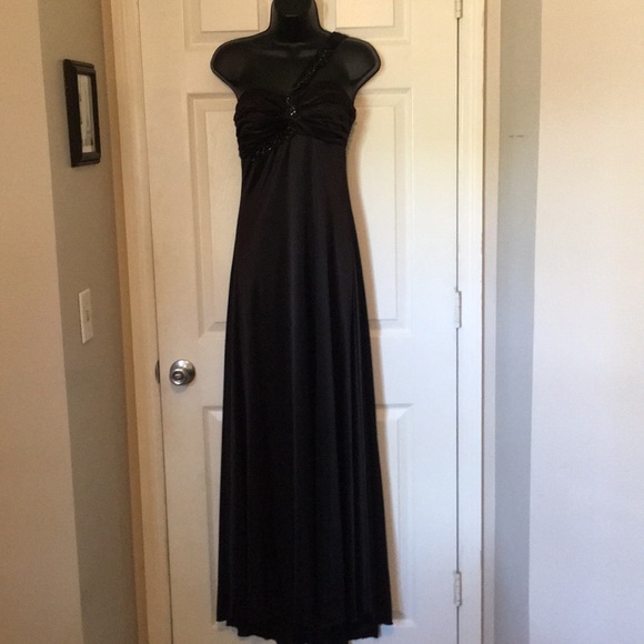 FORMAL DRESS - BLACK W SIDE STRAP - Picture 2 of 3